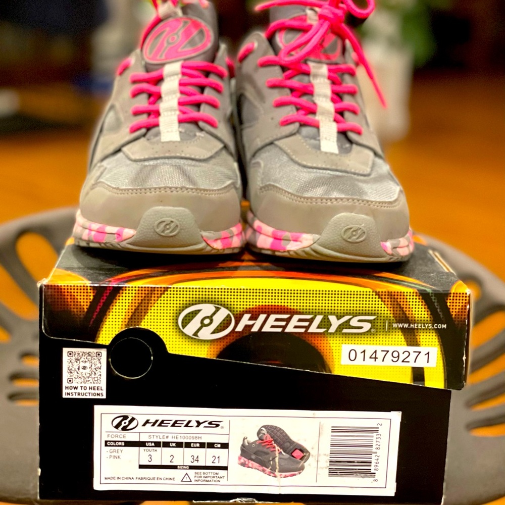 Heelys Force Kids Skate Shoe - Gray / Pink